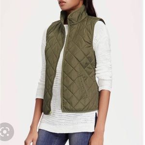 Old Navy Army green quilted vest, size M